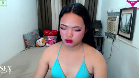 ITYS ME MONA online show from December 2025 07:53:02 PM