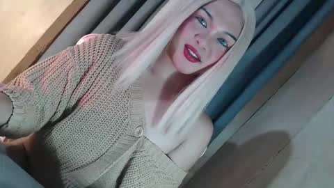 Snapshot of fantasticcock69_daniella chatting on February 2026 11:19:02 PM DANIELLA - DONT FORGET TO GIVE ME A THUMBSU UP online show from February 2026 11:19:02 PM