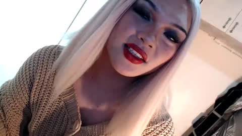 DANIELLA - DONT FORGET TO GIVE ME A THUMBSU UP online show from July 2026 03:59:01 PM