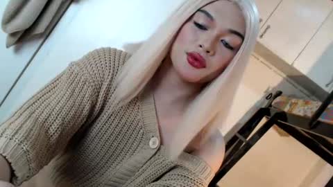 DANIELLA - DONT FORGET TO GIVE ME A THUMBSU UP online show from August 2026 04:34:01 AM
