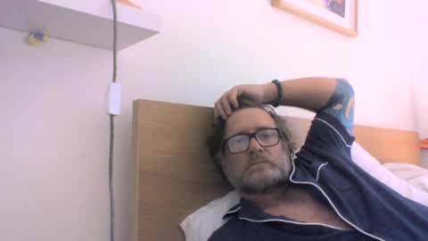 fantasying01 online show from September 2025 05:53:02 AM