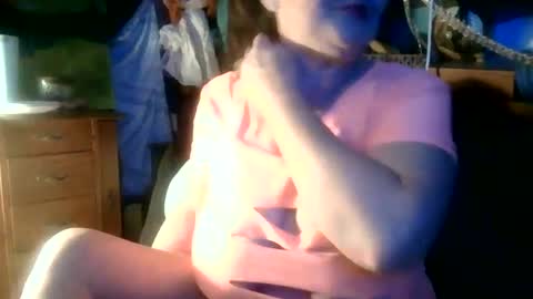 Snapshot of fantasymaid49 chatting on January 2025 04:44:01 AM fantasymaid49 online show from January 2025 04:44:01 AM