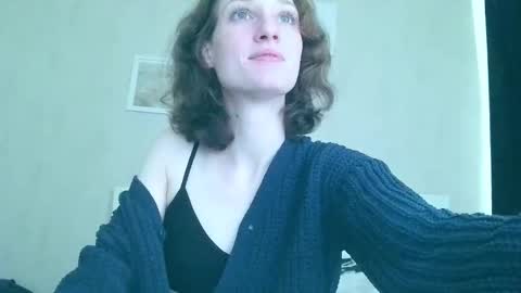 Snapshot of fapputa chatting on November 2025 11:27:01 AM Kira online show from November 2025 11:27:01 AM