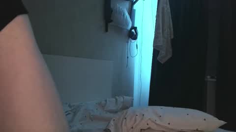 Snapshot of fapputa chatting on February 2026 02:00:01 AM Kira online show from February 2026 02:00:01 AM