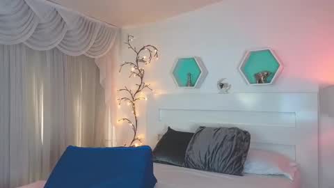 Snapshot of farahh_magdaly chatting on November 2025 12:13:01 PM Farah online show from November 2025 12:13:01 PM