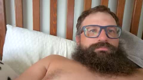 Snapshot of farm2boy chatting on October 2025 06:31:02 PM Farm2boy online show from October 2025 06:31:02 PM