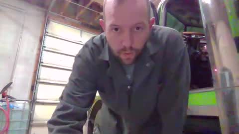 Snapshot of farmboy4720 chatting on November 2025 04:29:01 PM farmboy4720 online show from November 2025 04:29:01 PM