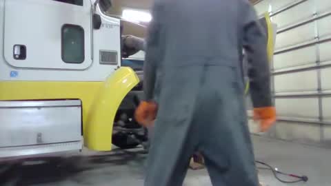 Snapshot of farmboy4720 chatting on November 2025 01:28:01 AM farmboy4720 online show from November 2025 01:28:01 AM