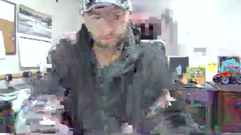 Snapshot of farmboy4720 chatting on December 2025 05:31:02 PM farmboy4720 online show from December 2025 05:31:02 PM