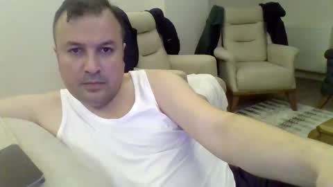 faryali44 online show from April 2026 08:44:01 PM