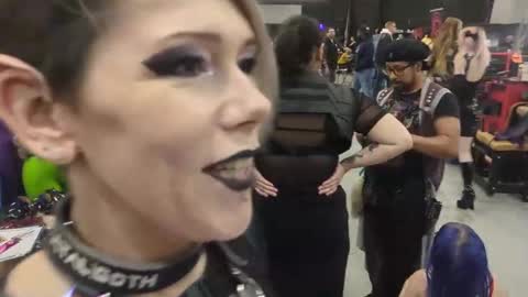  Lily  Waifu  online show from October 2025 08:48:02 PM