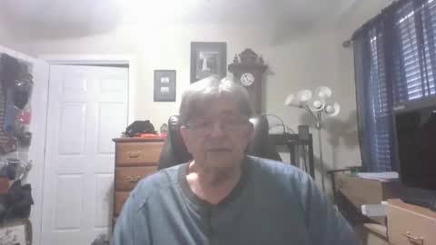 fatdickad online show from April 2026 12:16:02 PM