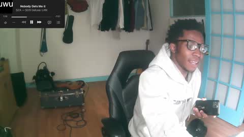 Snapshot of fathabackwoods chatting on December 2024 04:33:02 AM Grape online show from December 2024 04:33:02 AM