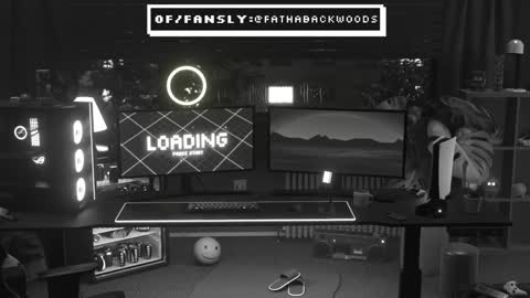 Snapshot of fathabackwoods chatting on January 2025 02:06:01 PM Grape online show from January 2025 02:06:01 PM