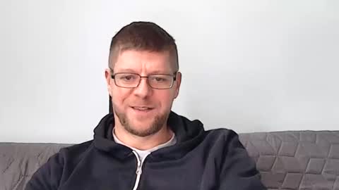 Snapshot of fattenmenow chatting on November 2025 12:33:02 PM fattenmenow online show from November 2025 12:33:02 PM