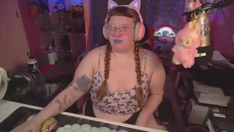 Snapshot of fatveronica chatting on March 2026 05:34:02 PM FatVeronica online show from March 2026 05:34:02 PM