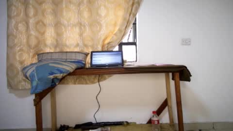 Snapshot of favgal chatting on November 2025 06:03:01 AM favgal online show from November 2025 06:03:01 AM