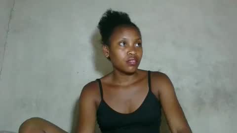 fayence09 online show from December 2025 12:03:02 PM