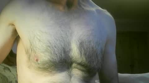 Snapshot of feardubh chatting on September 2025 06:31:02 PM feardubh online show from September 2025 06:31:02 PM