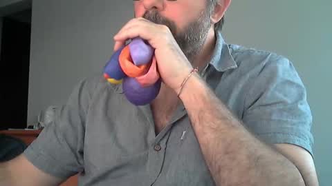 Snapshot of fedeglobos chatting on December 2025 10:48:01 PM fedeGLOBOS online show from December 2025 10:48:01 PM
