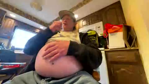 Snapshot of feedmyhugebelly chatting on March 2026 07:44:01 PM feedmyhugebelly online show from March 2026 07:44:01 PM
