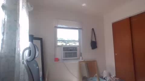 Snapshot of feetnymph chatting on October 2025 03:35:02 PM Soley online show from October 2025 03:35:02 PM