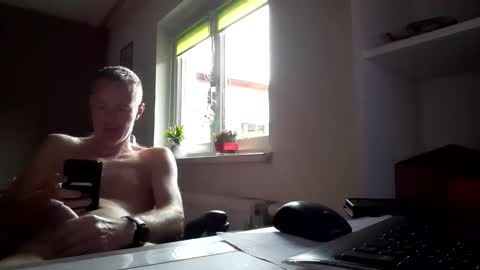 Max online show from December 2025 01:59:02 PM