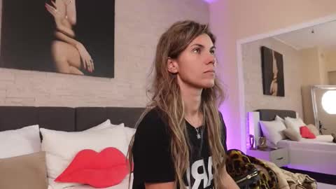 FeliciaKrige online show from November 2025 11:04:02 PM