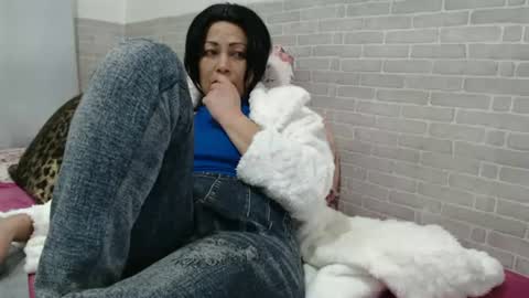 Snapshot of felina_hot chatting on June 2026 03:42:02 AM Felina Hot online show from June 2026 03:42:02 AM