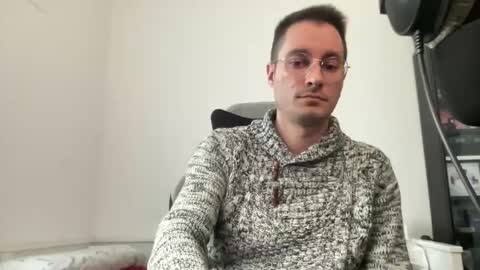 Snapshot of feline_shine chatting on December 2024 11:50:02 AM feline_shine online show from December 2024 11:50:02 AM