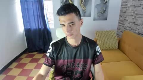 Snapshot of felipe_colinss chatting on April 2026 12:09:02 PM felipe colinss online show from April 2026 12:09:02 PM
