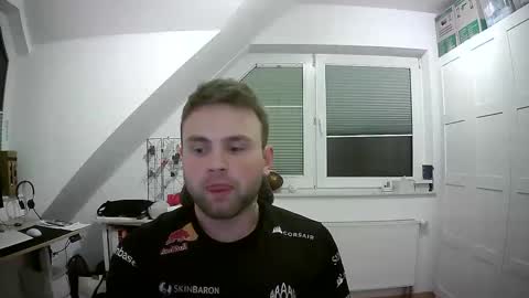 felix9152 online show from November 2025 06:48:02 PM