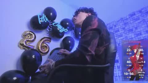 Felix  online show from October 2025 09:23:01 PM