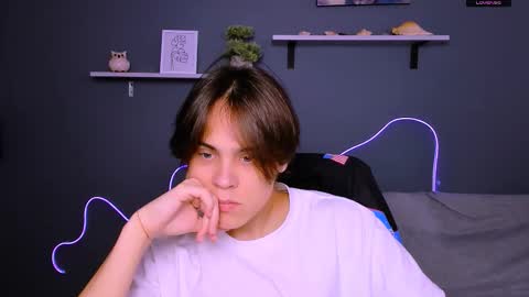 felix_dream_ online show from September 2025 08:27:02 AM