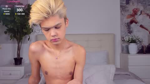 Felix online show from March 2025 05:24:02 PM