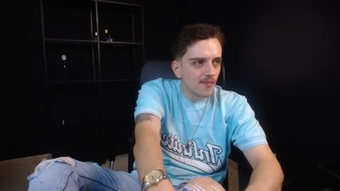 Snapshot of felixstark chatting on July 2026 07:12:01 AM FelixStark online show from July 2026 07:12:01 AM