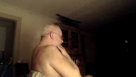 femdom_sub online show from February 2026 01:24:01 AM