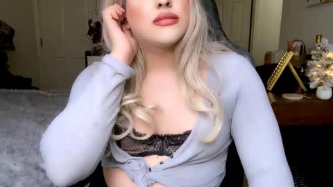 Snapshot of femgirl99 chatting on December 2024 08:26:02 PM this is justice tricia a bigelow. she was fucking my husband tom girardi online show from December 2024 08:26:02 PM