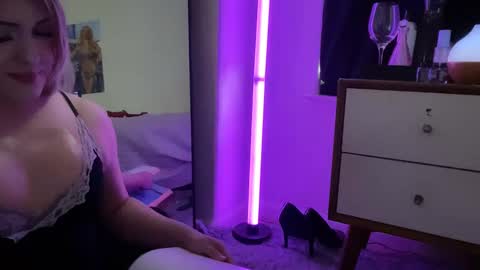 Snapshot of femgirl99 chatting on February 2025 08:29:02 PM this is justice tricia a bigelow. she was fucking my husband tom girardi online show from February 2025 08:29:02 PM