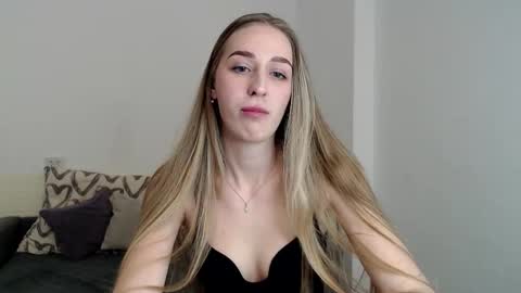 Femke online show from February 2026 08:05:01 PM