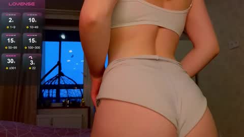 Snapshot of feral_berrys chatting on December 2025 11:06:02 AM Nancy online show from December 2025 11:06:02 AM