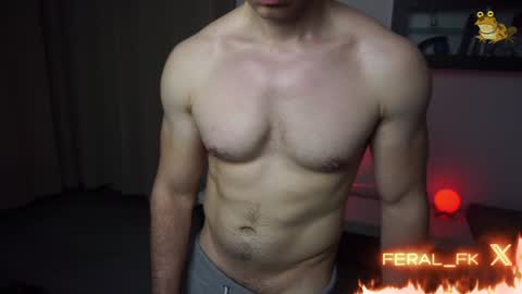 Snapshot of feral_fk chatting on December 2024 09:28:01 PM Feral Fucker online show from December 2024 09:28:01 PM