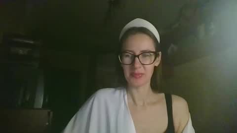 feraliss online show from January 2026 04:20:01 PM