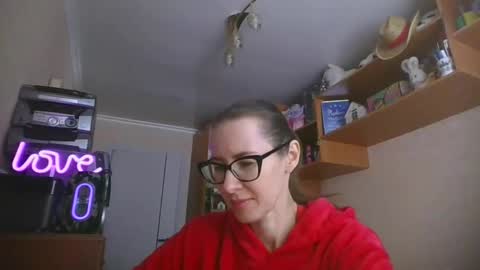 feraliss online show from February 2026 11:09:01 AM