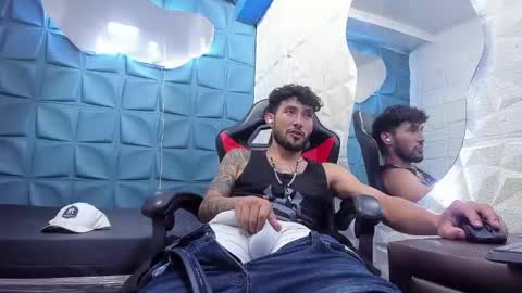 Daniel Fernando online show from February 2025 12:11:01 AM