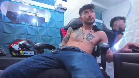 Daniel Fernando online show from March 2025 12:48:01 AM