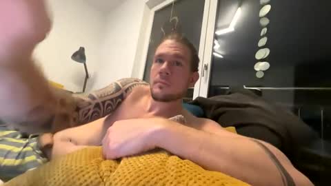 ferdl1988_1 online show from January 2025 10:18:01 PM