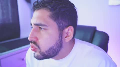 Snapshot of fermaxwellx chatting on October 2025 07:52:01 PM fermaxwellx online show from October 2025 07:52:01 PM