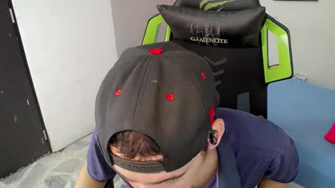 FERNANDO online show from November 2025 02:47:02 AM