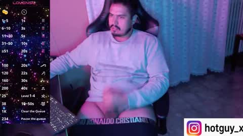 Snapshot of fernan_reds chatting on November 2025 09:48:02 PM Fernan online show from November 2025 09:48:02 PM